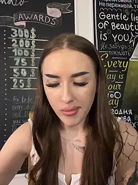 Luna_Olsen's cam snapshot