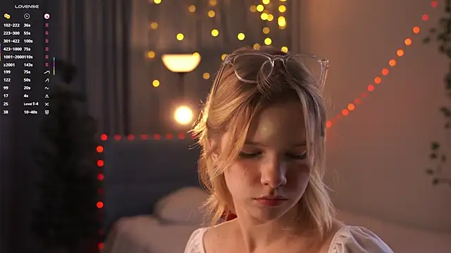 PhillisEsplin's cam snapshot