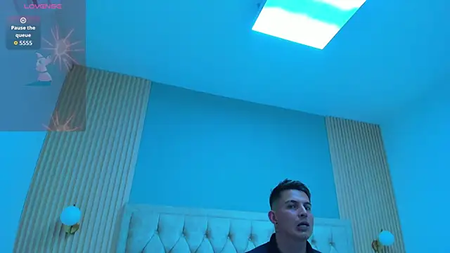 Esmeralda_cutes's cam snapshot