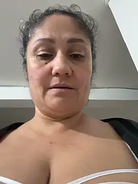 gabiTetas's cam snapshot