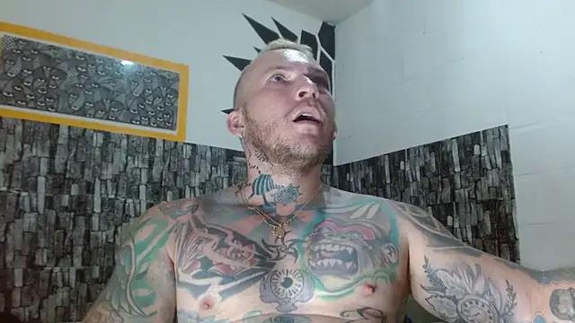 stripnolimits live sex cam