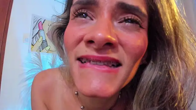 SkiinnyAna's cam snapshot