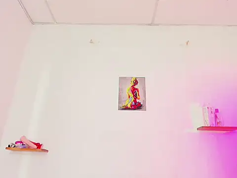 lesly_snyder's cam snapshot