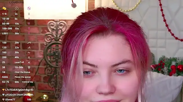 Lisa_Adam's cam snapshot