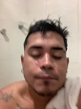 Alexxx_Openmind live sex cam