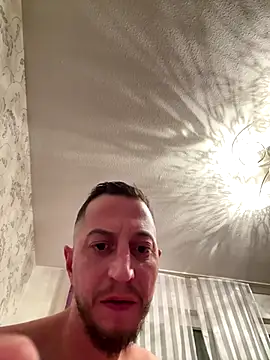 AlessiaMarco's cam snapshot