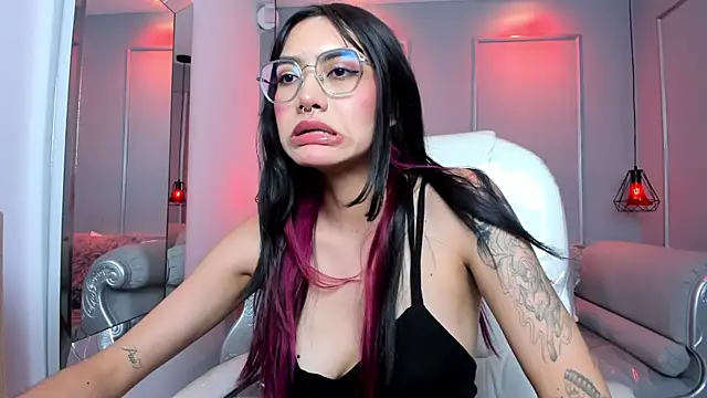 AzuraKindong's cam snapshot