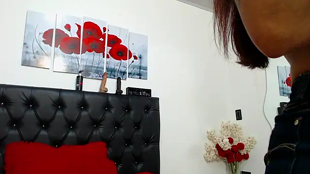 conni_f00x's cam snapshot