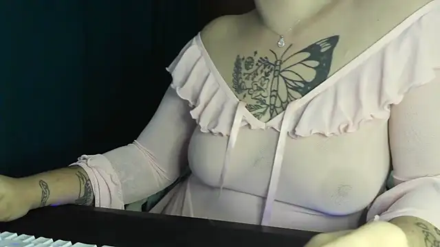 bunnyfox420's cam snapshot