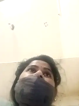 JULEE-740's cam snapshot