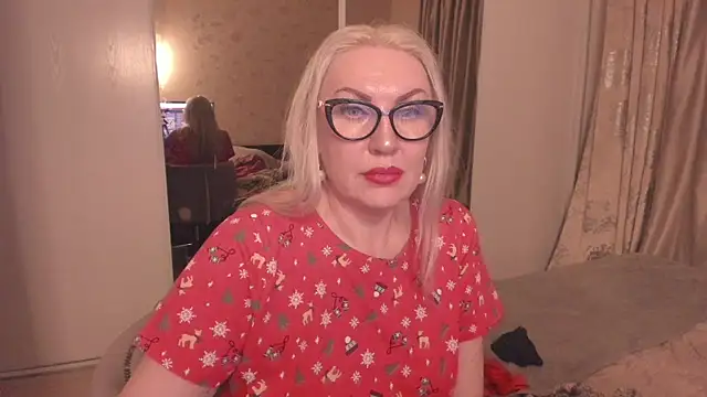 OliviaDancequeen's cam snapshot