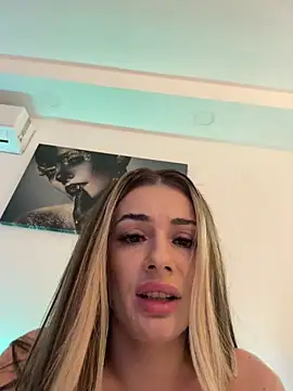 IsabellaEtthan's cam snapshot