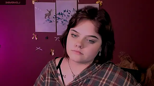 lika_pop's cam snapshot