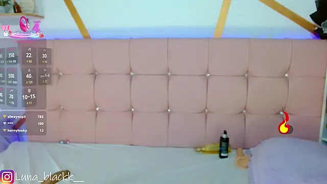 Luna_blackk's cam snapshot