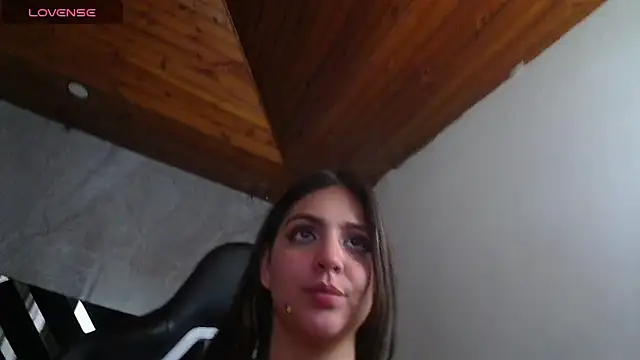 emily_cooper_t's cam snapshot