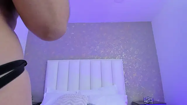 KaylieBrooks's cam snapshot