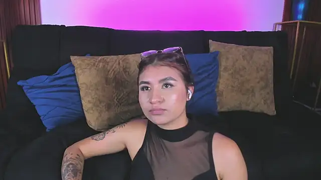 Zayda_1's cam snapshot