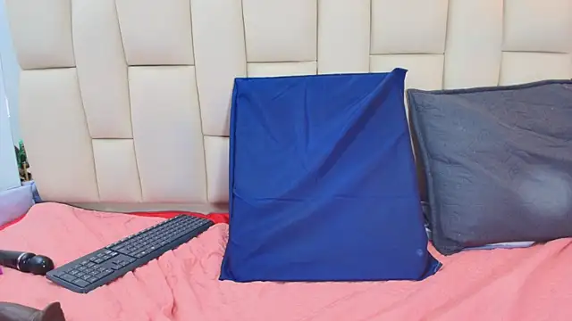 sweet_amye's cam snapshot