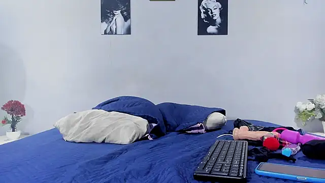 sexynova_93's cam snapshot