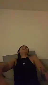 aimi_art1's cam snapshot