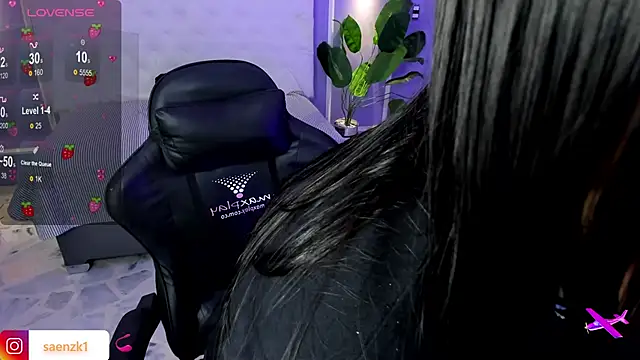 martinasaez's cam snapshot