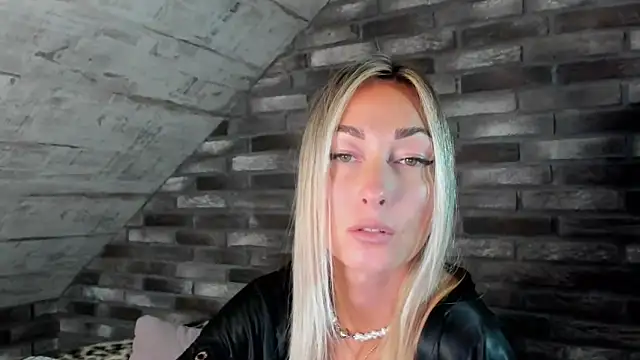 StarryHanna live sex cam