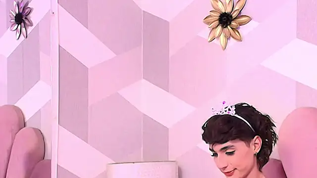 KylieMonnett live sex cam