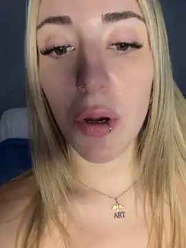 Sashailardi's cam snapshot