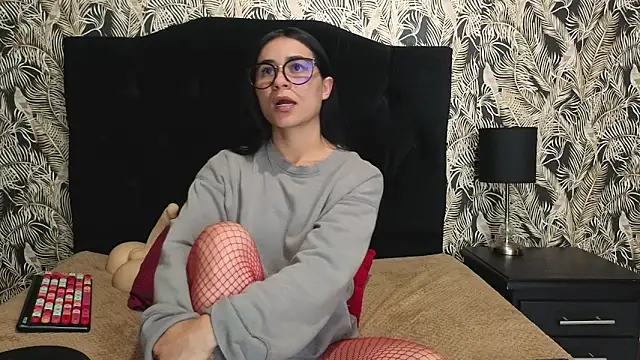 ChloeTurner_'s cam snapshot