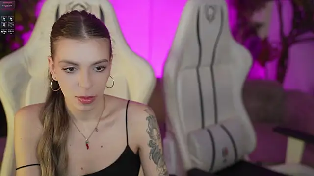 Goldie_Flame's cam snapshot