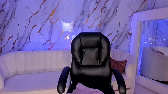 CandaseRussell's cam snapshot