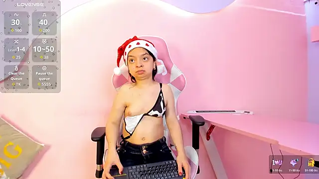 CharlotteMuller's cam snapshot