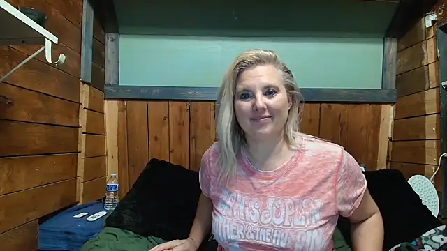 lisaxlovexxx's cam snapshot