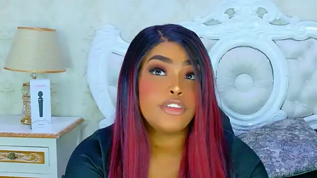 TianahGlow's cam snapshot