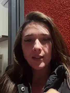 MayaVonDe's cam snapshot