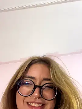 SweetJennaa live sex cam