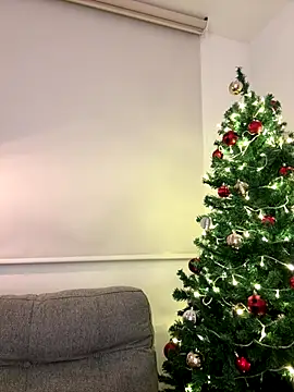 Rae_Lil_White live sex cam