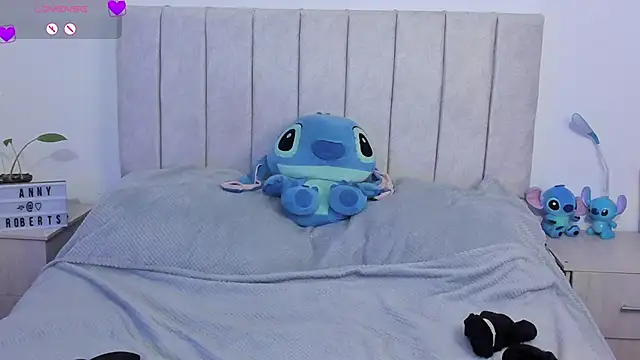 anny_roberts's cam snapshot