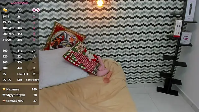 CATIAJONES live sex cam