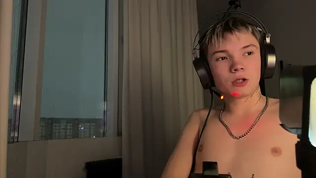 MilesSwanson live sex cam