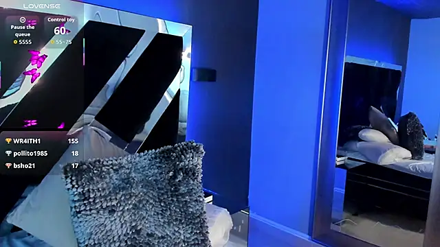 AmmyJones_'s cam snapshot