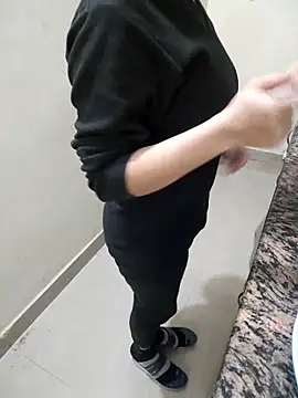 Pihu_Chopra's cam snapshot