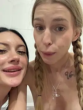 kira_mia live sex cam