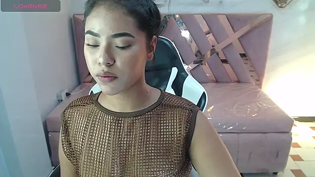 Kendall_Queen_v's cam snapshot