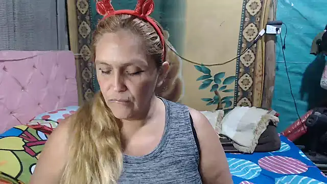 mom_son_dirty live sex cam