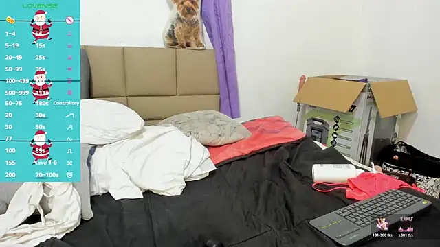 lilybaudyn_'s cam snapshot