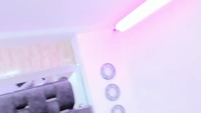 Charlotte_Myers's cam snapshot