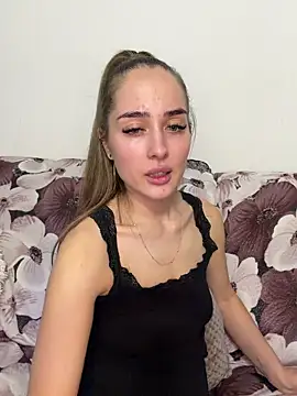 Natashaa15 live sex cam