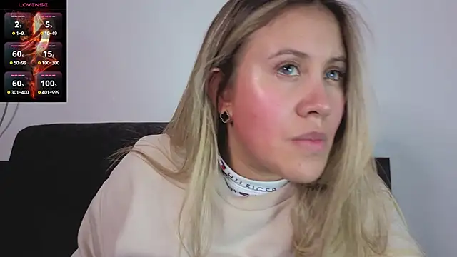 eleecttraa_12 live sex cam