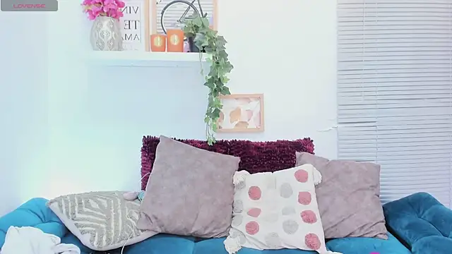 KassMonroe live sex cam